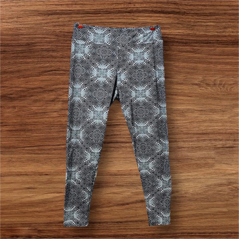 LuLaRoe Women’s Tall&Curvy Leggings